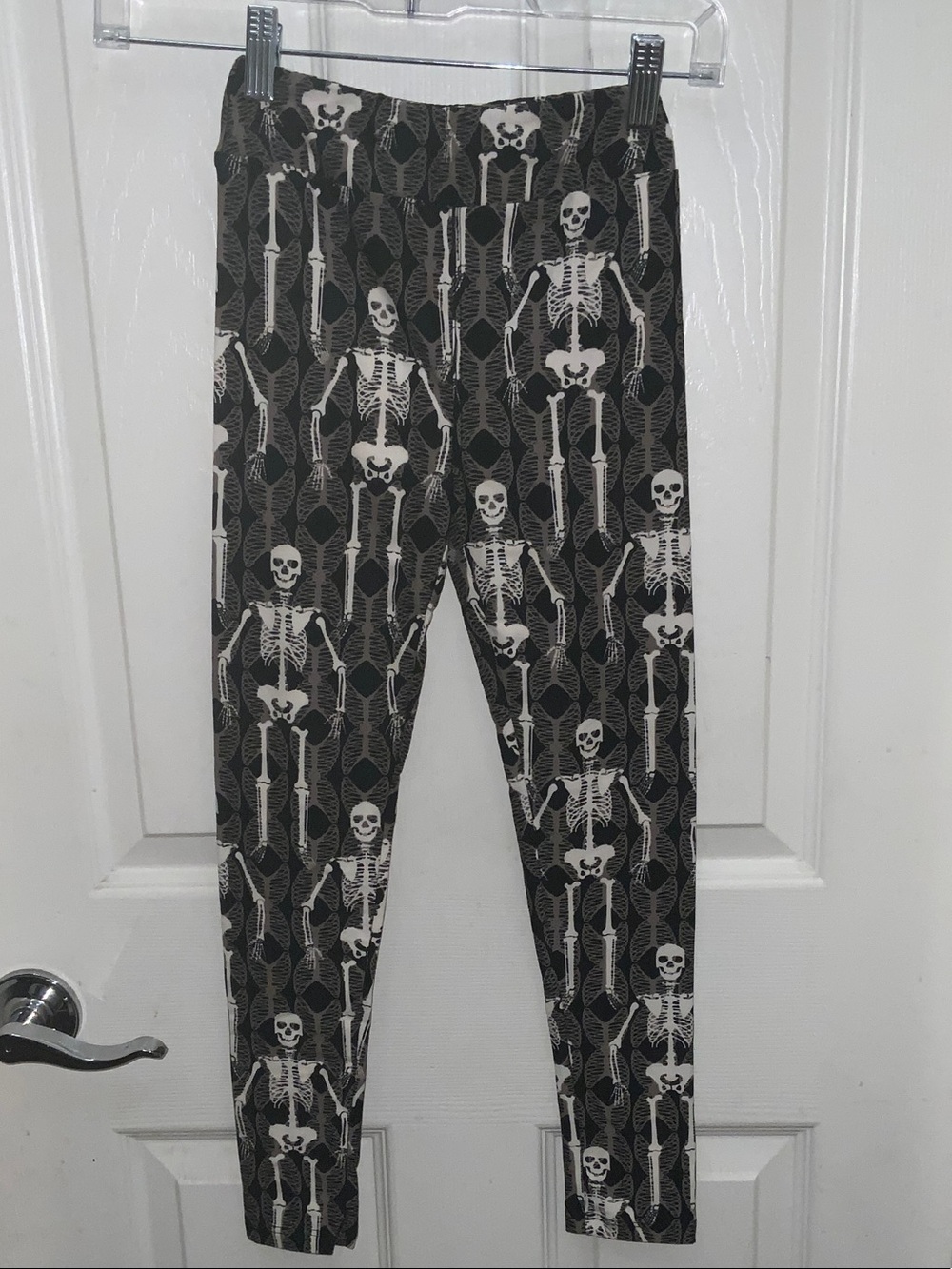 LuLaRoe Black Leggings with Cream Colored Skeleton Print Kids New